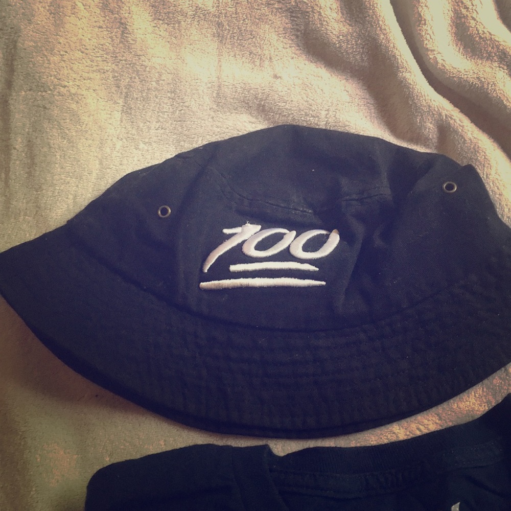 100 bucket hat